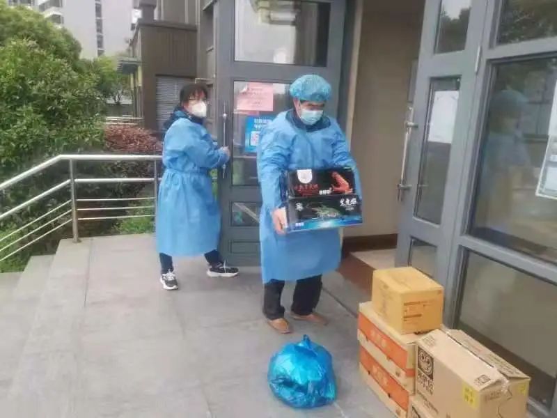 “我的团长我的团”！杨浦这位“团长”在一次次社区团购中爱上“带团”