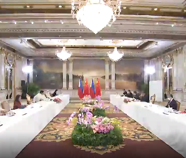 独家视频丨习近平：继续谱写中菲友好的新篇章
