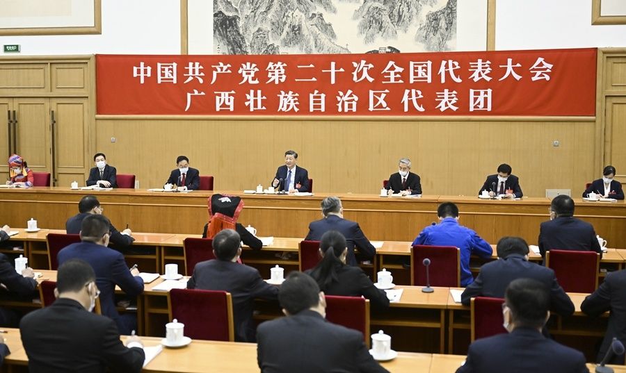总书记与追梦人的温暖瞬间｜“不断夯实实现中国梦的物质文化基础”