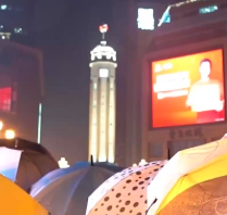 神舟十五号航天员乘组从 “太空之家”发来新年祝福！