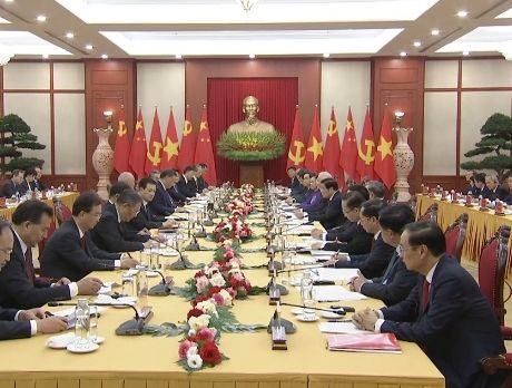 独家视频丨习近平：在深化中越全面战略合作伙伴关系基础上 携手构建具有战略意义的中越命运共同体