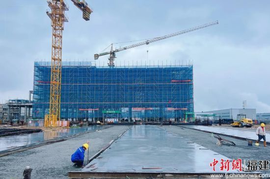 福建安装：福建凯美特气体有限公司30万吨/年过氧化氢项目封顶