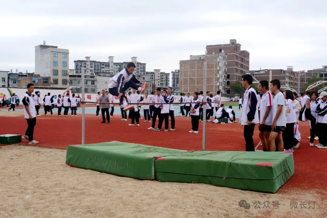 长汀河田中学图片